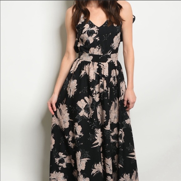 BLACK FLORAL DRESS - Picture 2 of 3